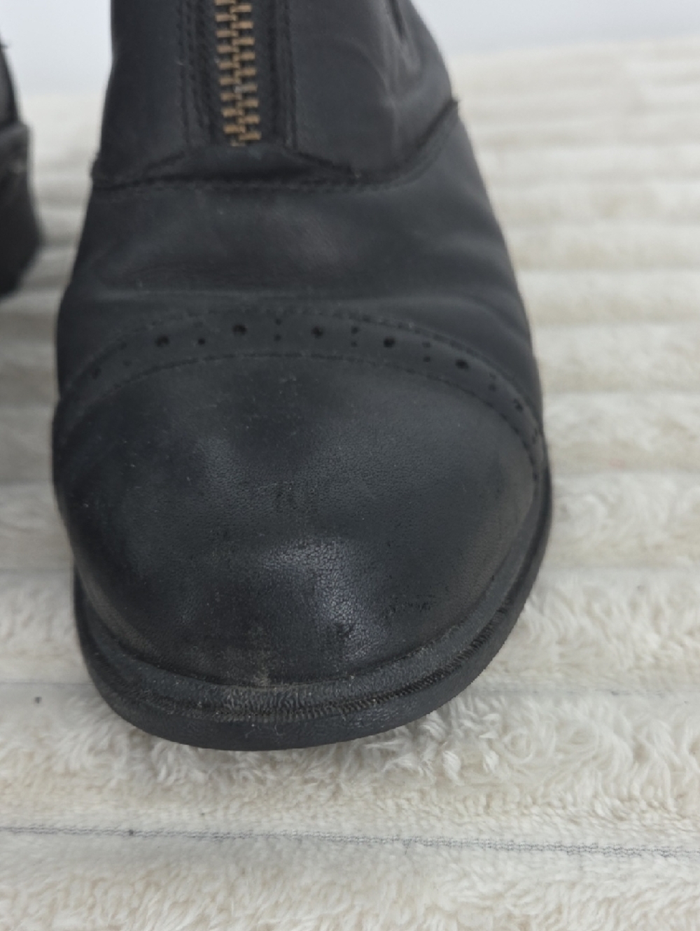 Ariat SOLD - Picture 7 of 13